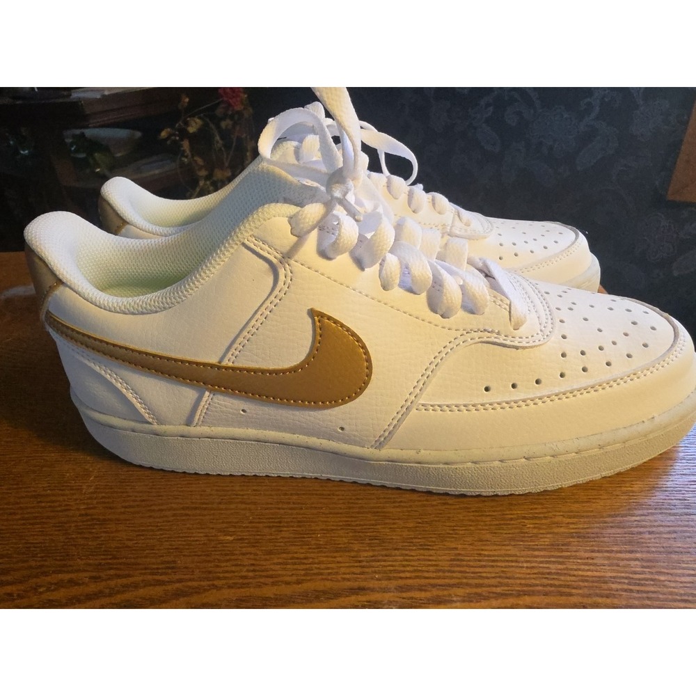 Nike Air Force 1 Women Size 9‎
